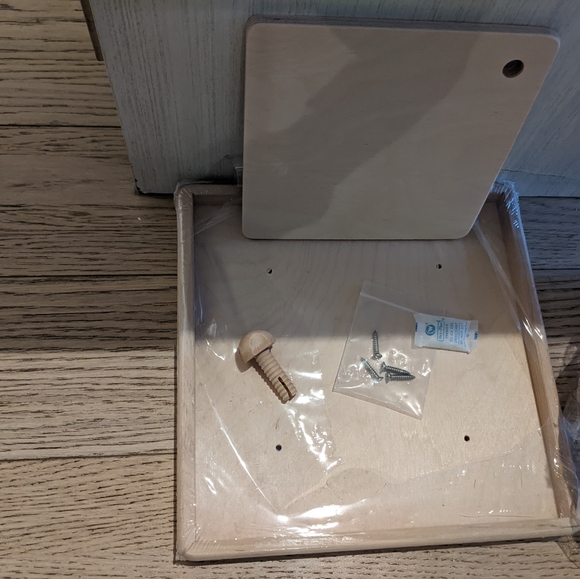 Bamboo hay holder - Picture 4 of 5